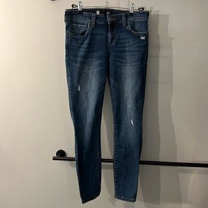 KUT from the Kloth woman’s jeans. Connie ankle skinny size 8. Like new